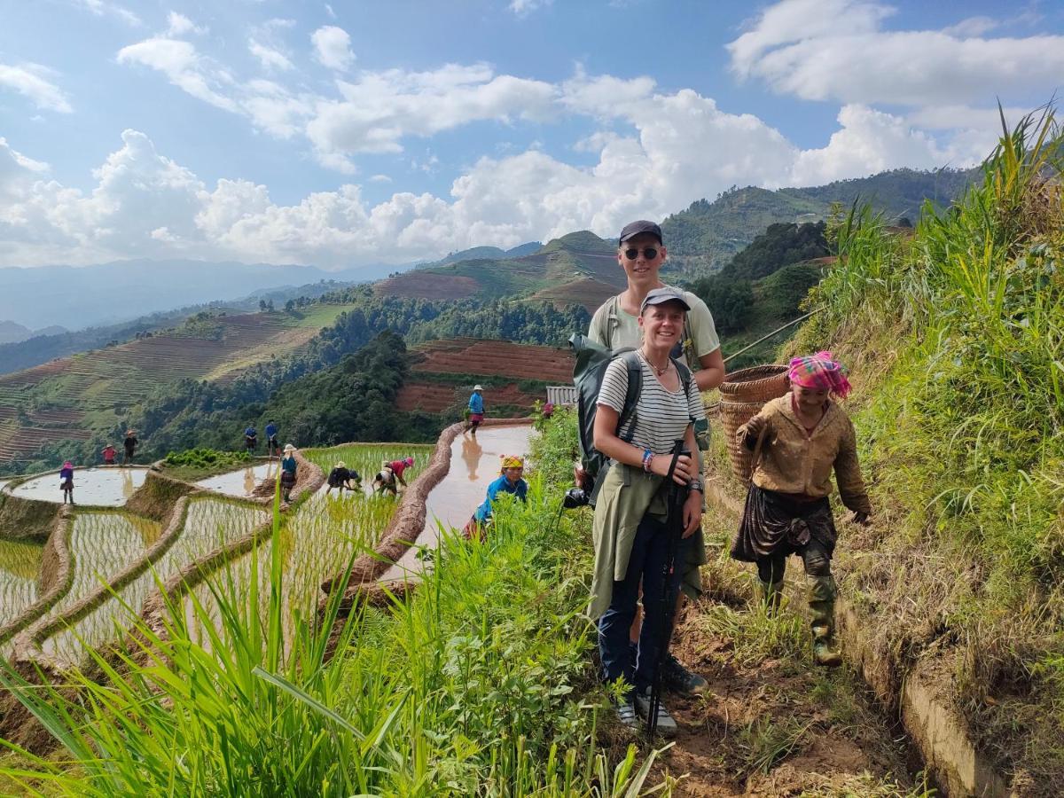 Indigenous Homestay- Trek- Food- Bus Mu Cang Chai Экстерьер фото