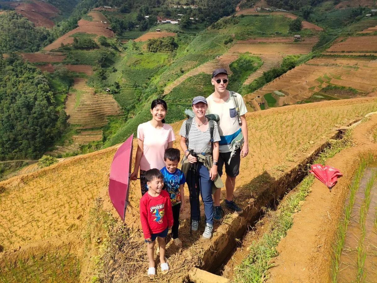 Indigenous Homestay- Trek- Food- Bus Mu Cang Chai Экстерьер фото