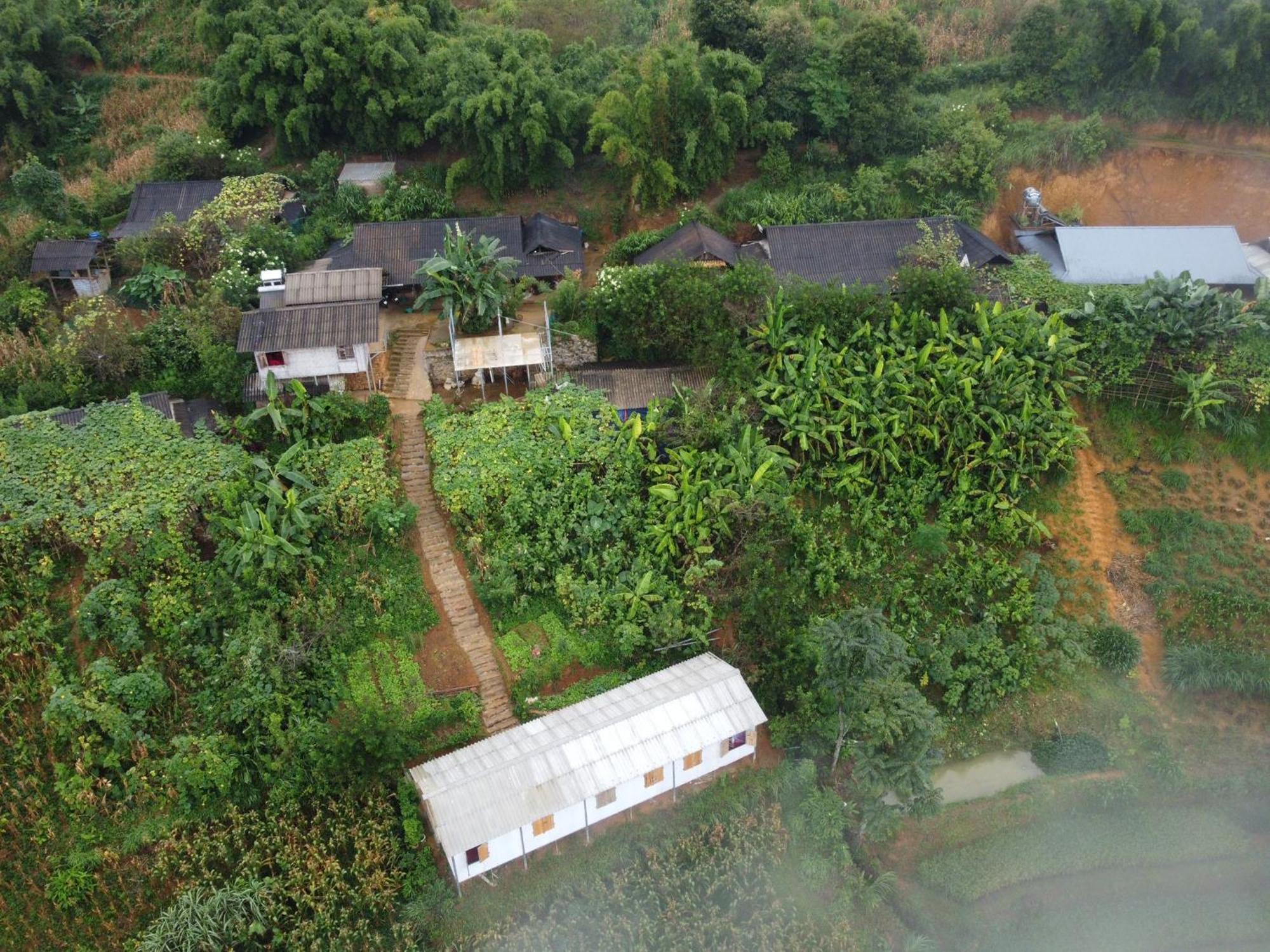 Indigenous Homestay- Trek- Food- Bus Mu Cang Chai Экстерьер фото