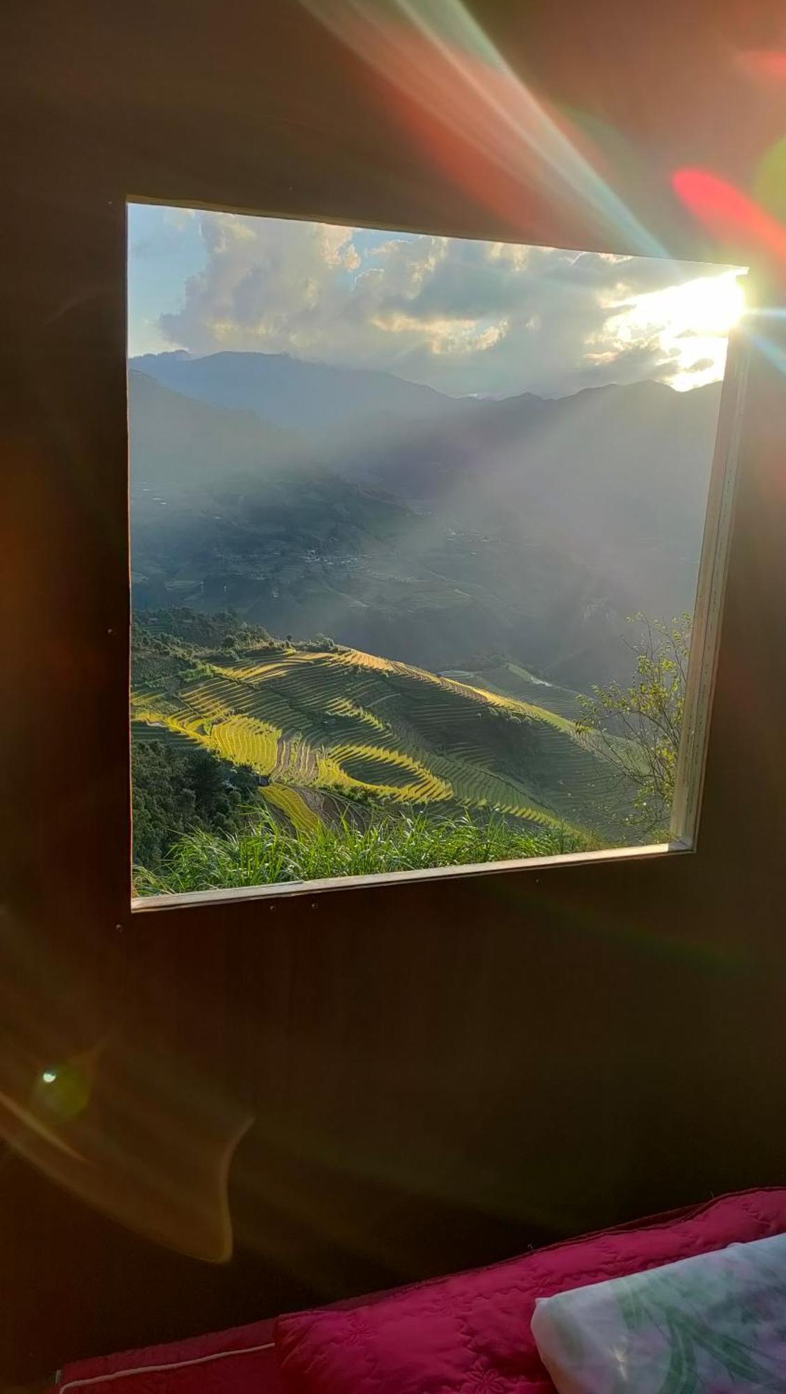 Indigenous Homestay- Trek- Food- Bus Mu Cang Chai Экстерьер фото