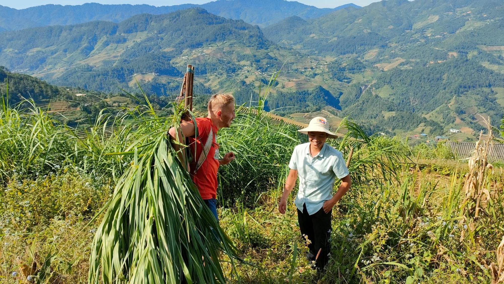 Indigenous Homestay- Trek- Food- Bus Mu Cang Chai Экстерьер фото